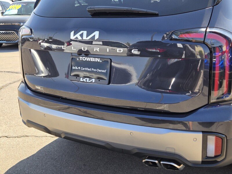 Certified 2025 Kia Telluride EX w/ EX Captain's Chair Package FWD image 6