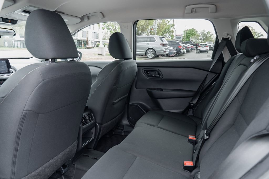 Certified 2025 Nissan Rogue S AWD/4WD image 23