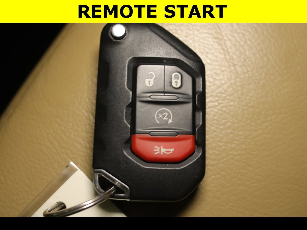 Used 2018 Jeep Wrangler Unlimited Sahara image 8