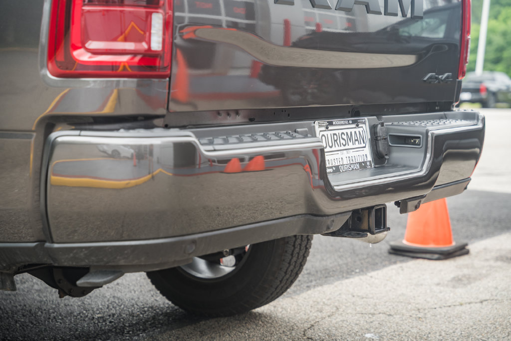 New 2026 RAM 2500 Tradesman w/ Safety Group AWD/4WD image 9