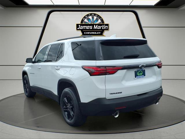 Certified 2023 Chevrolet Traverse LS w/ Midnight/Sport Edition FWD image 6