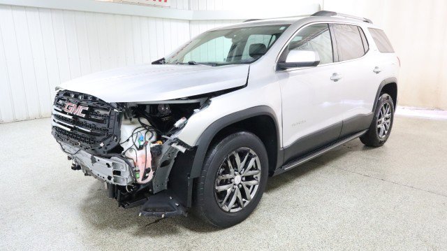 Used 2017 GMC Acadia SLT image 2
