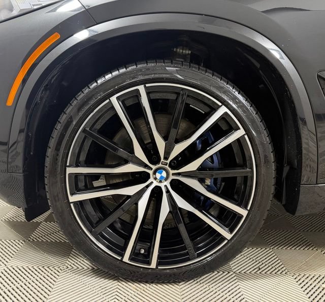 Used 2025 BMW X5 M60i w/ Parking Assistance Package AWD/4WD image 9