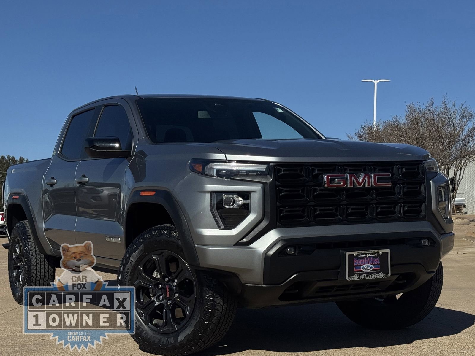 Used 2025 GMC Canyon Elevation w/ Convenience Package image 2