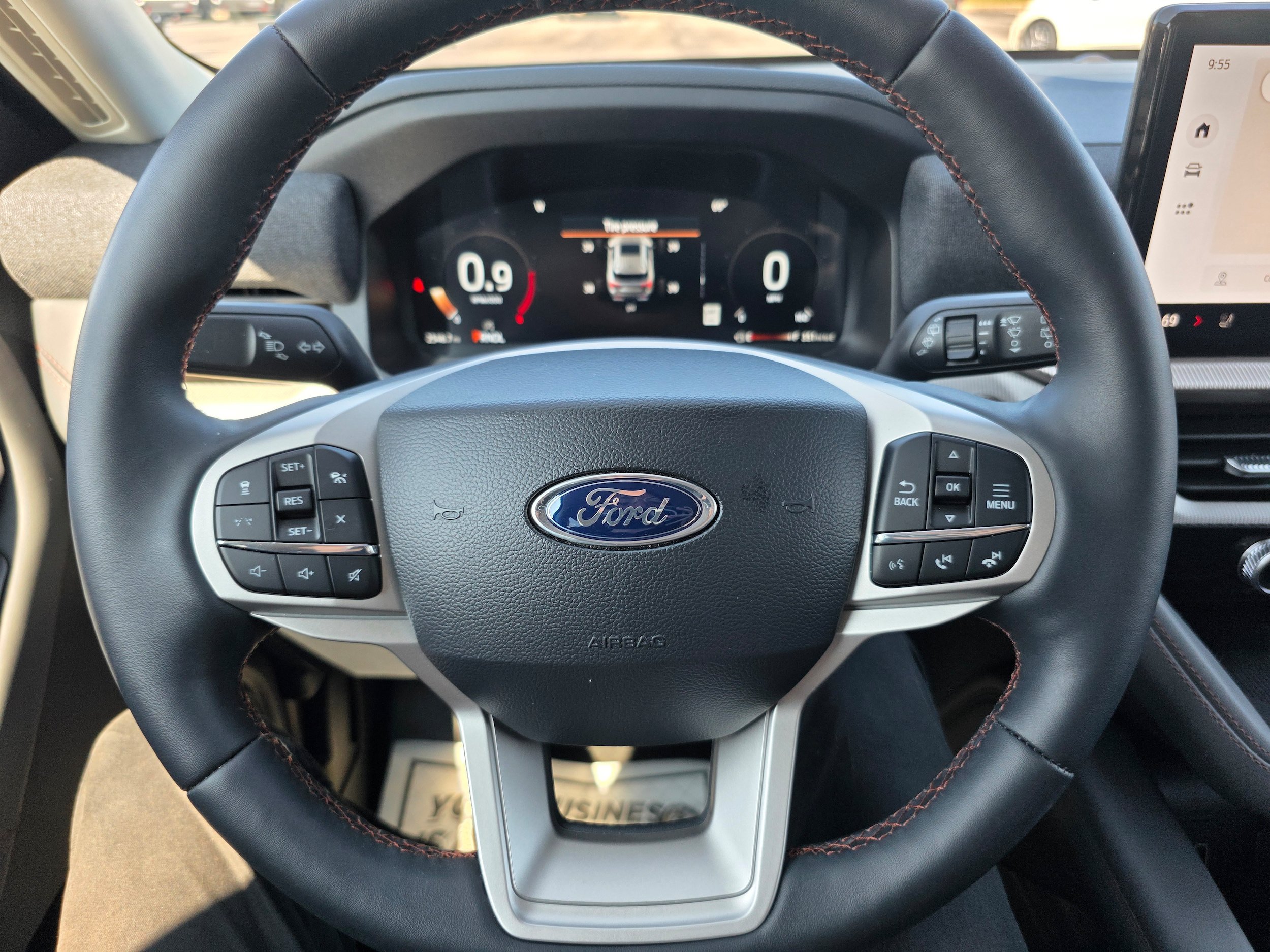 Used 2026 Ford Explorer Active w/ Active Comfort Package AWD/4WD image 14