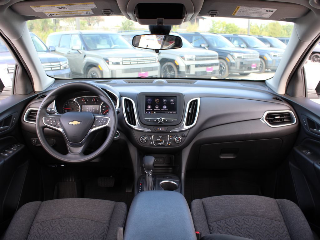 Used 2023 Chevrolet Equinox LT w/ LPO, Floor Liner Package AWD/4WD image 19