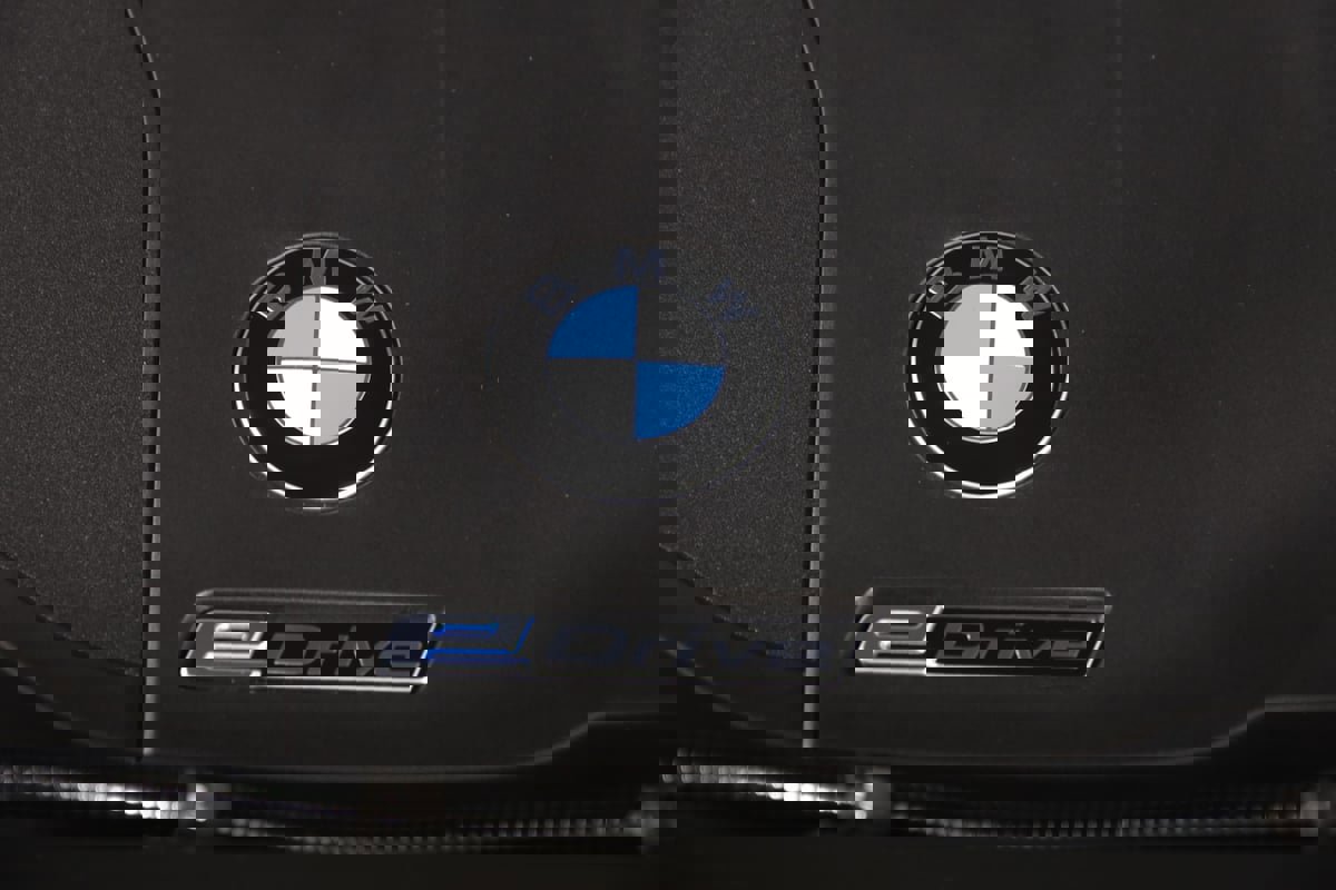 Used 2023 BMW X5 xDrive45e w/ M Sport Package image 22