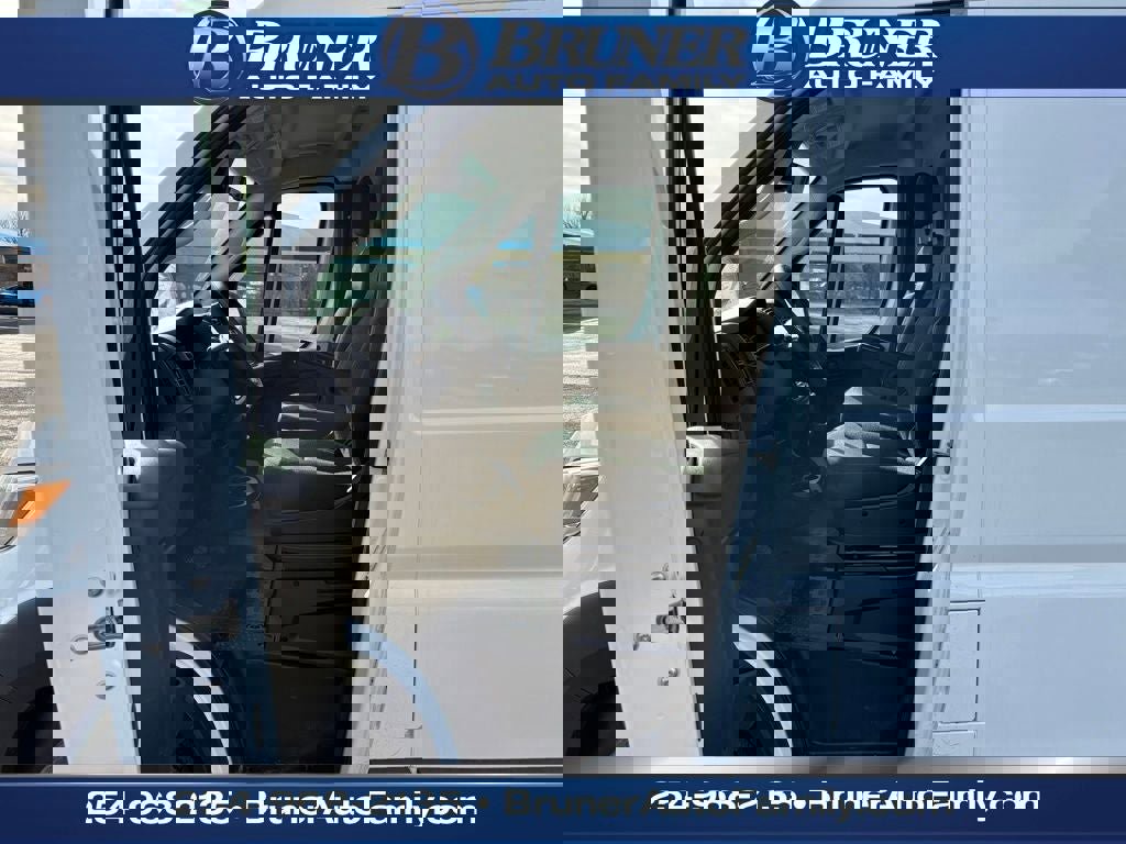 New 2026 RAM ProMaster 2500 w/ Convenience Group image 13