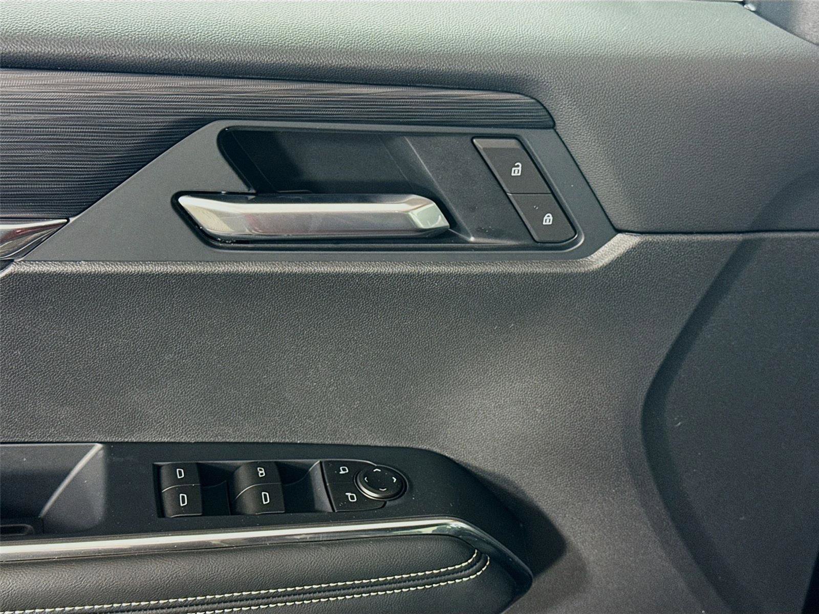 New 2026 GMC Acadia Elevation w/ Elevation Premium Package AWD/4WD image 13