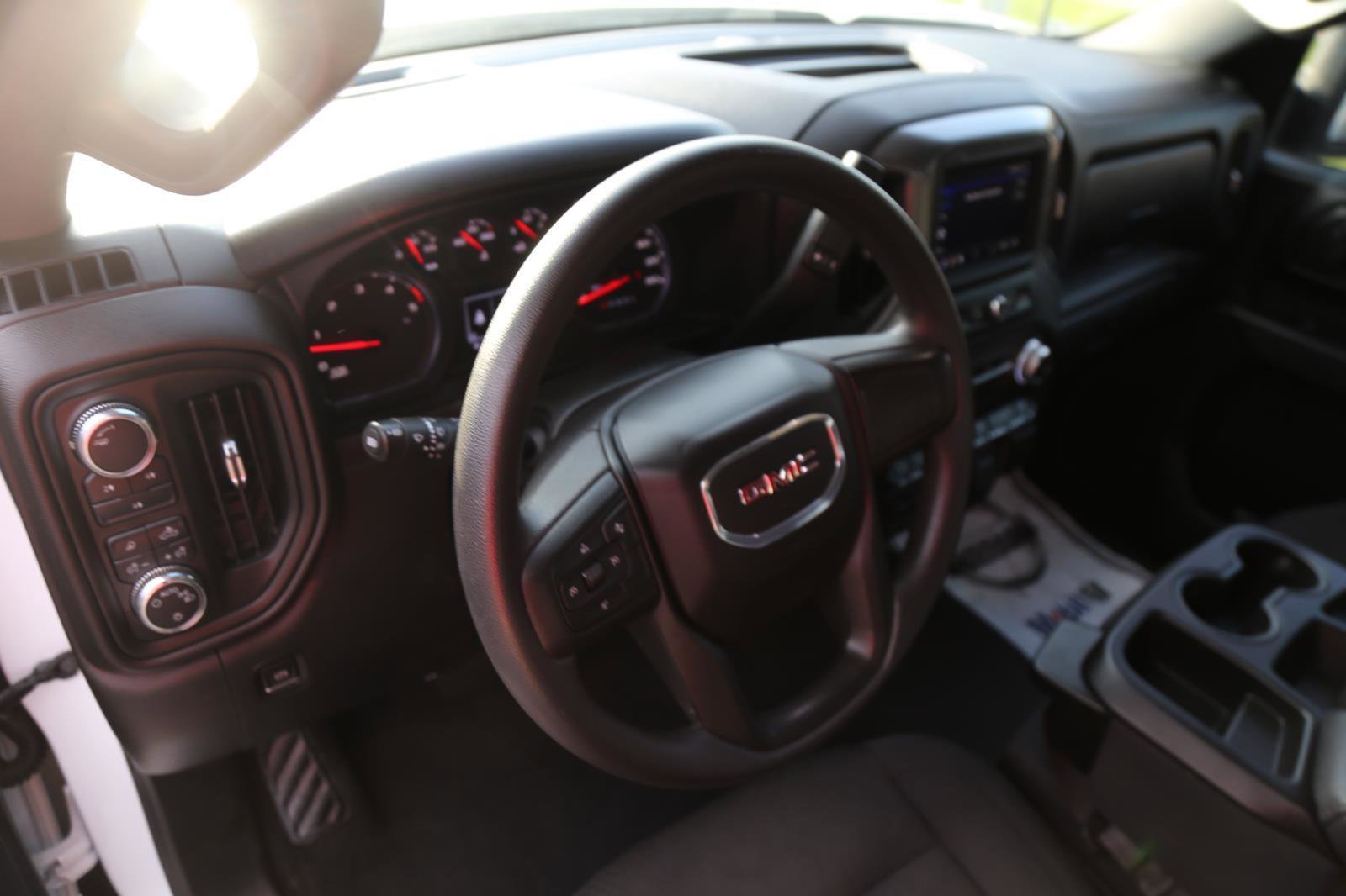 Used 2024 GMC Sierra 2500 Pro w/ 1SA Pro Safety Plus Package AWD/4WD image 5