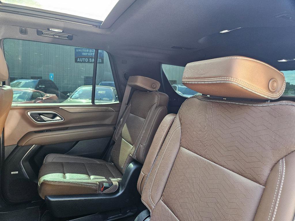 Used 2021 Chevrolet Tahoe High Country w/ Premium Package image 27