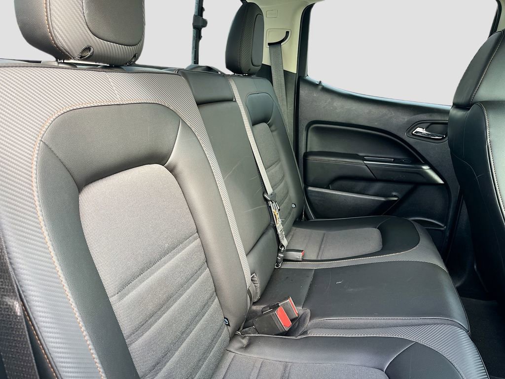 Used 2022 GMC Canyon AT4 image 25