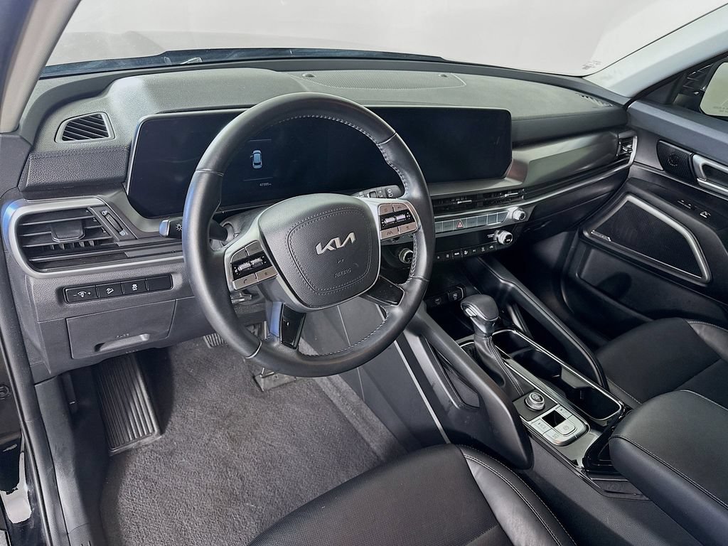 Certified 2023 Kia Telluride LX FWD image 19