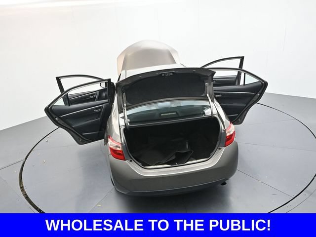 Used 2018 Toyota Corolla LE FWD image 46