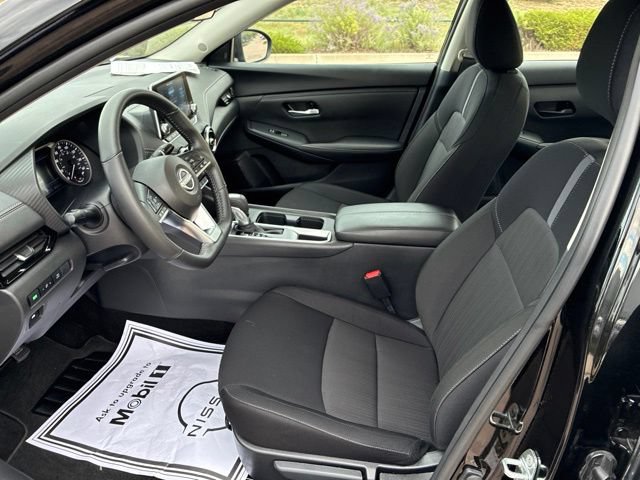 Used 2025 Nissan Sentra SV w/ All-Weather Package FWD image 13