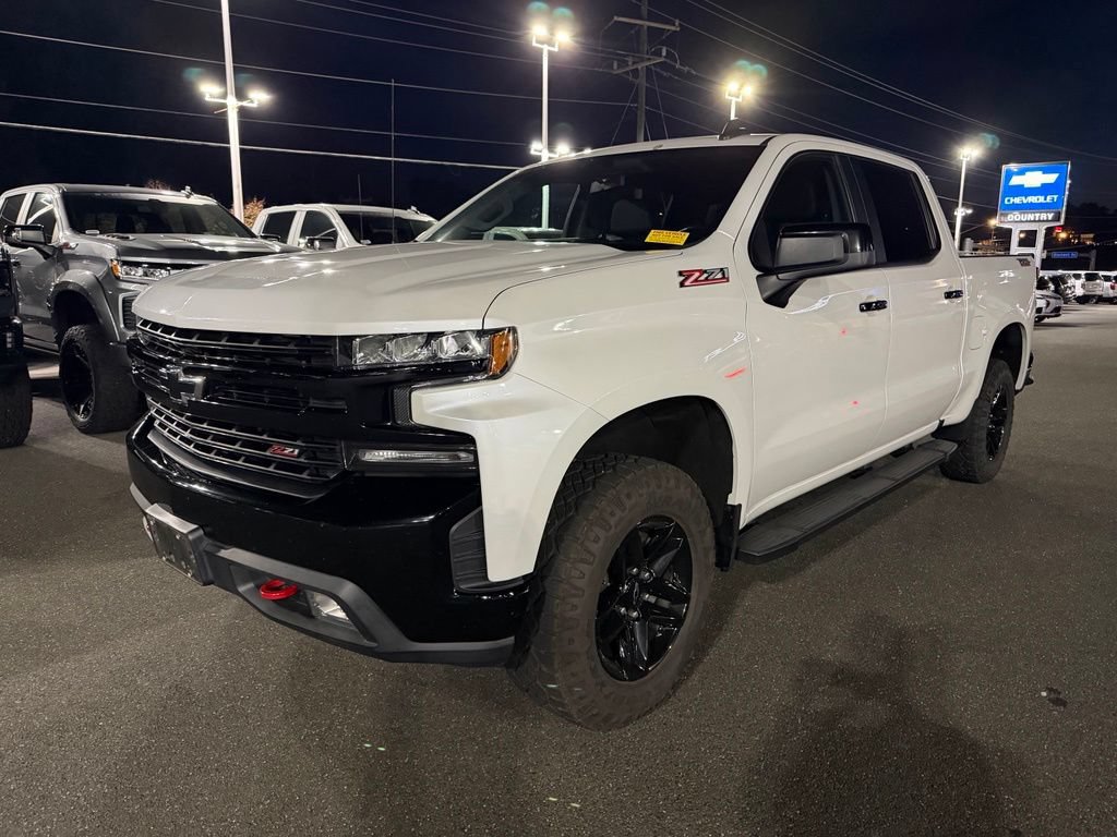 Used 2021 Chevrolet Silverado 1500 LT Trail Boss w/ Convenience Package II AWD/4WD image 3