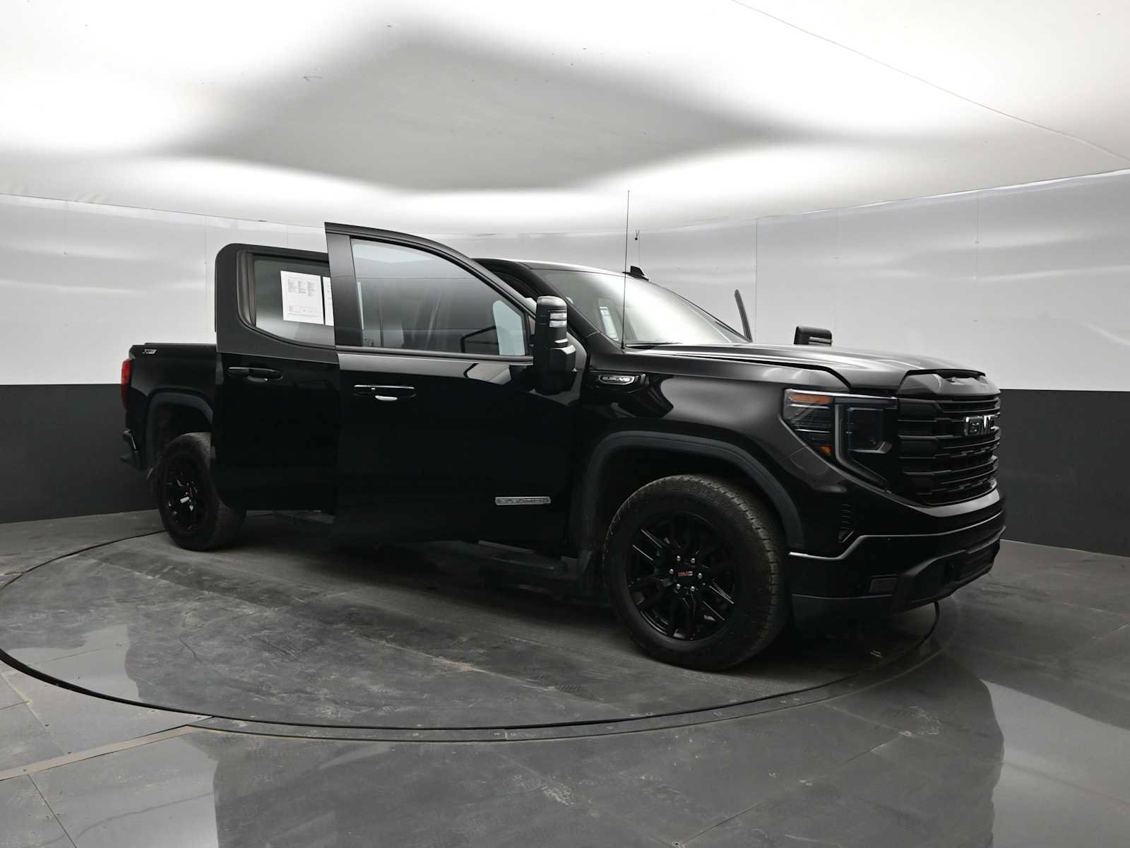 Used 2023 GMC Sierra 1500 Elevation AWD/4WD image 45