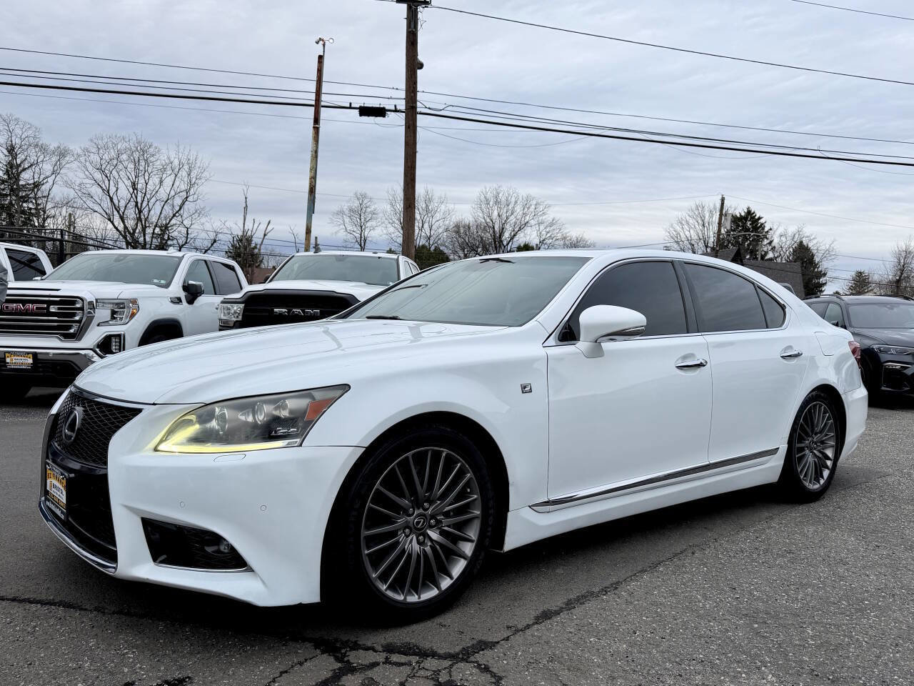 Used 2013 Lexus LS 460 AWD w/ F-Sport Pkg image 3