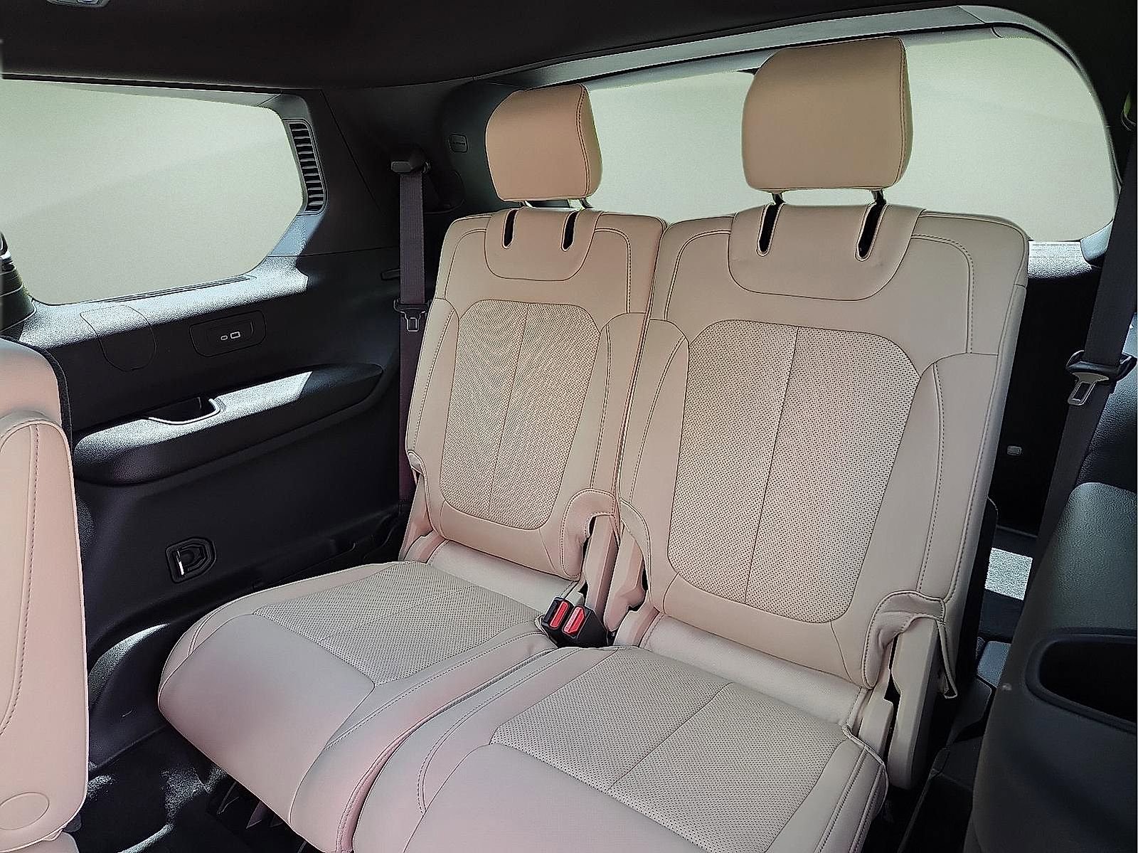 New 2025 Jeep Grand Cherokee L Limited w/ Luxury Tech Group II image 7