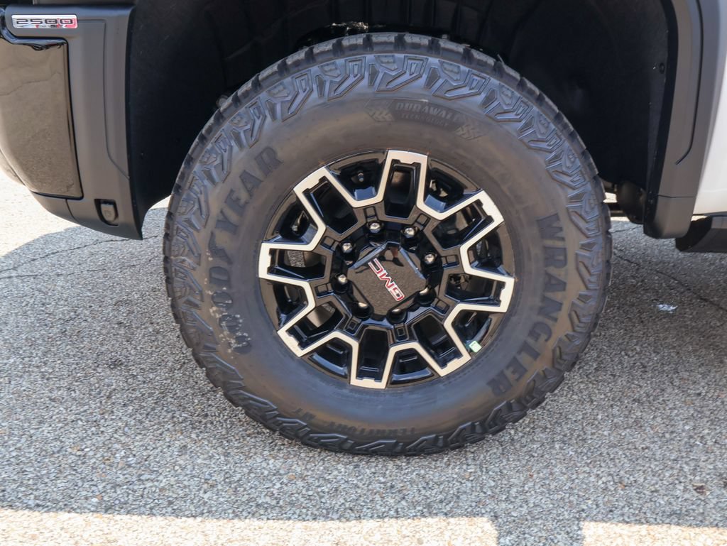 New 2026 GMC Sierra 2500 AT4X w/ LPO, Black Badging Package AWD/4WD image 39