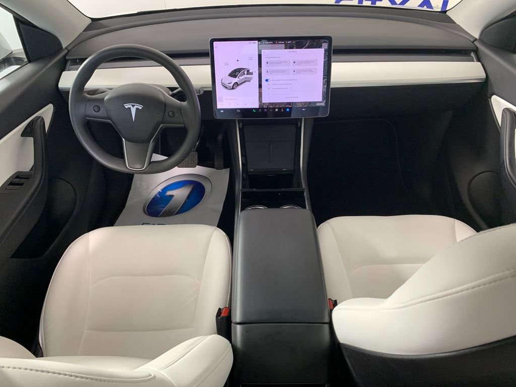 Used 2020 Tesla Model Y Long Range image 33