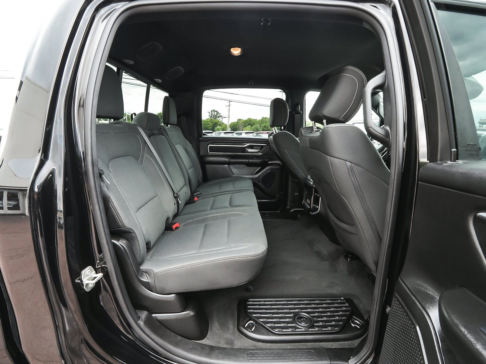 Used 2023 RAM 1500 Big Horn AWD/4WD image 37