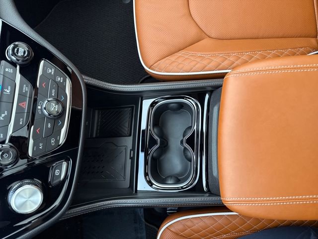 New 2026 Chrysler Pacifica Pinnacle image 26