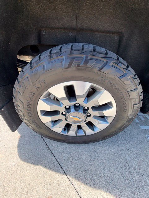 Used 2022 Chevrolet Silverado 2500 LT w/ Convenience Package AWD/4WD image 8