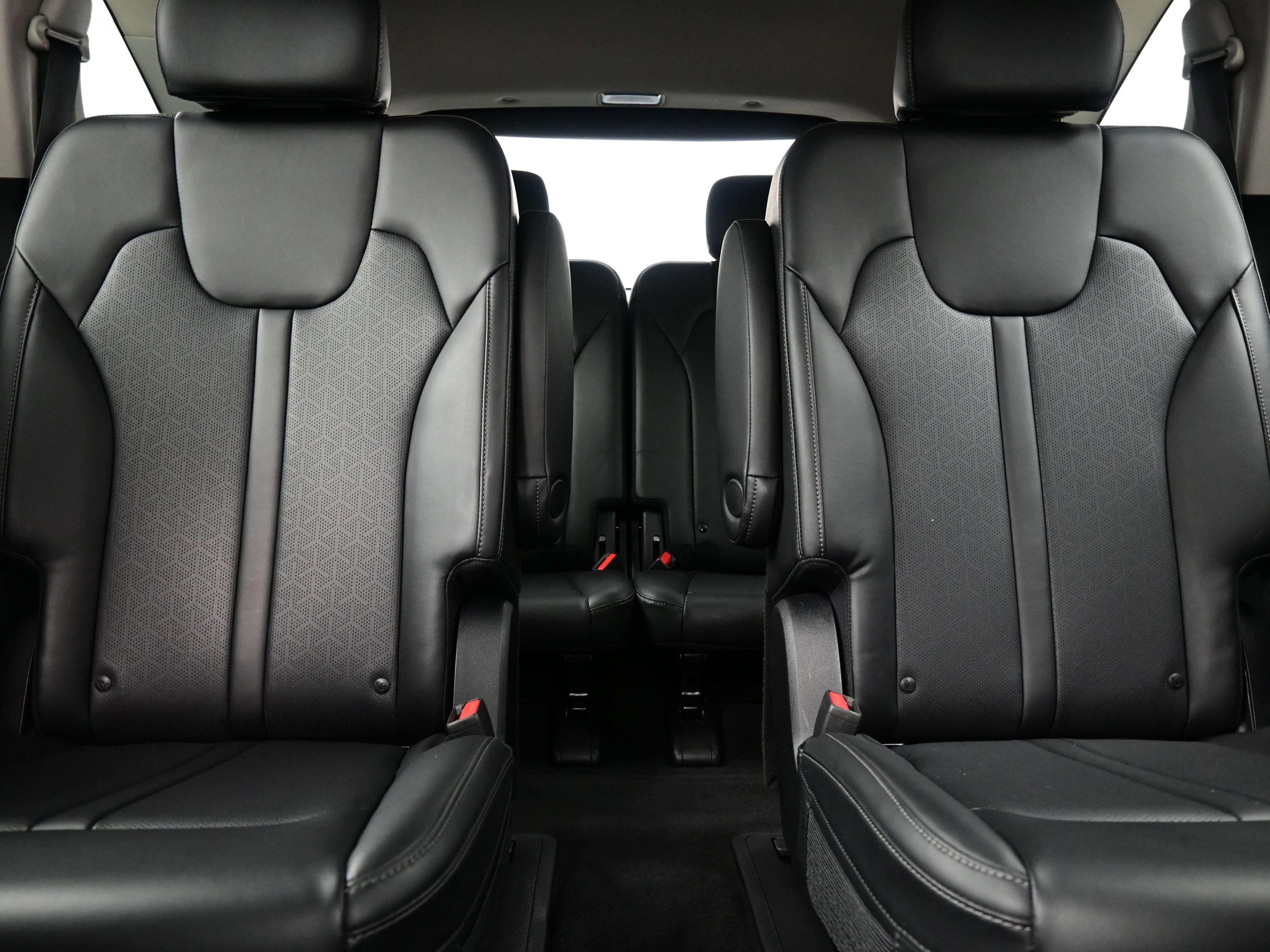 Used 2023 Kia Sorento SX image 17