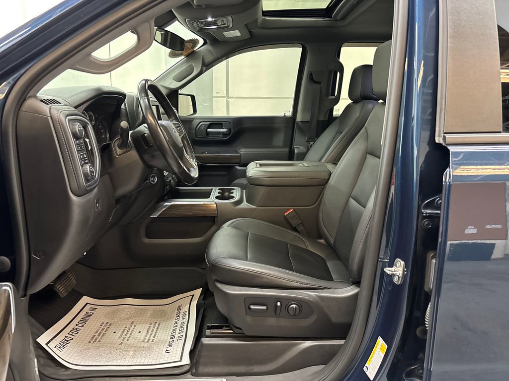 Used 2021 Chevrolet Silverado 1500 LT Trail Boss w/ Convenience Package II AWD/4WD image 9