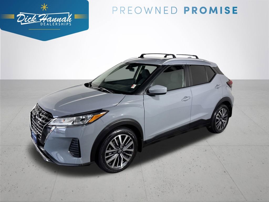 Used 2023 Nissan Kicks SV image 1