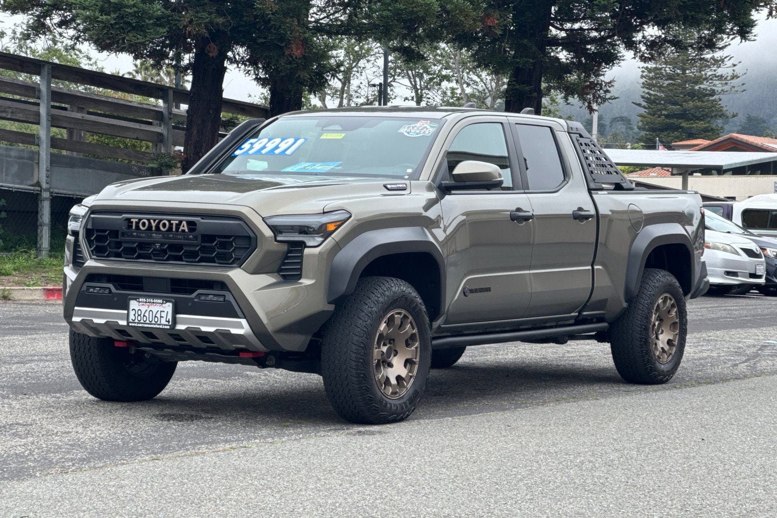 Used 2025 Toyota Tacoma 4x4 Double Cab Hybrid w/ Tow Tech Package image 9