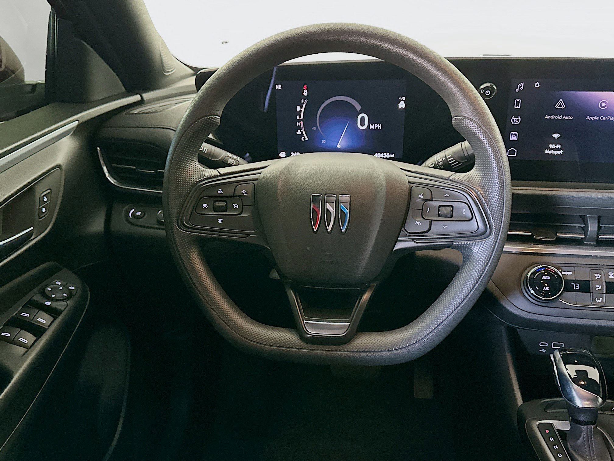 Used 2024 Buick Envista Preferred image 17