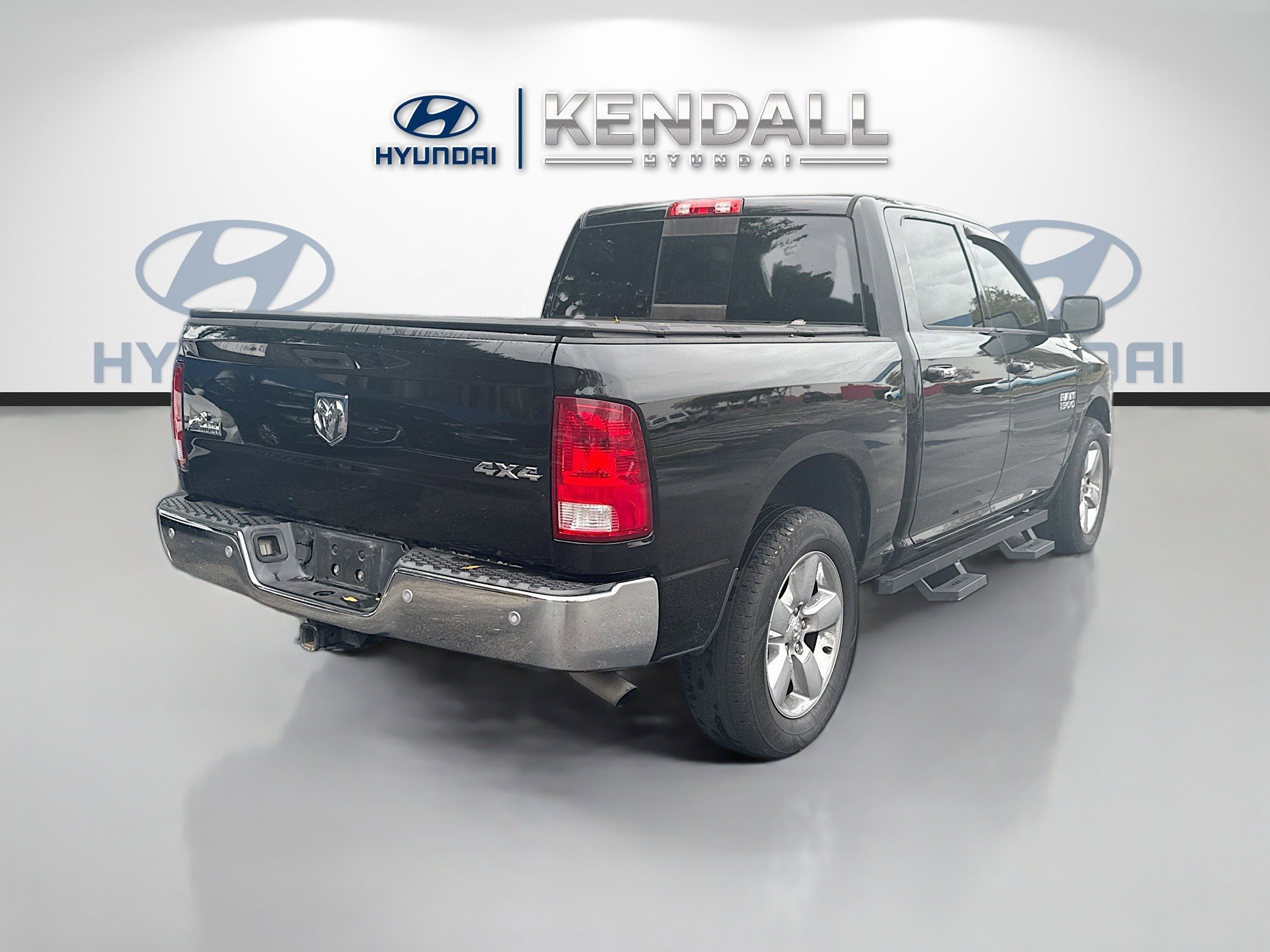 Used 2020 RAM 1500 Laramie image 6