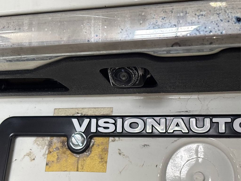 Used 2019 Nissan Rogue SV image 16