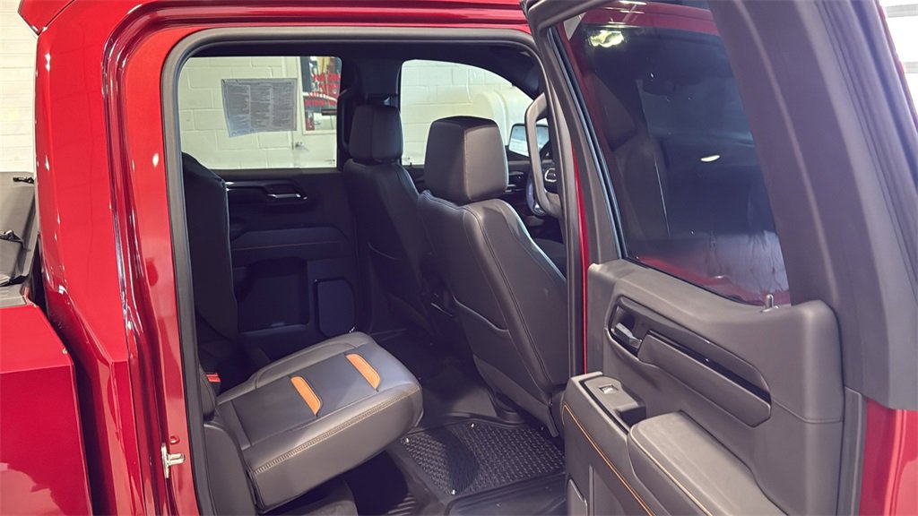 Used 2023 GMC Sierra 1500 AT4 w/ AT4 Preferred Package image 14