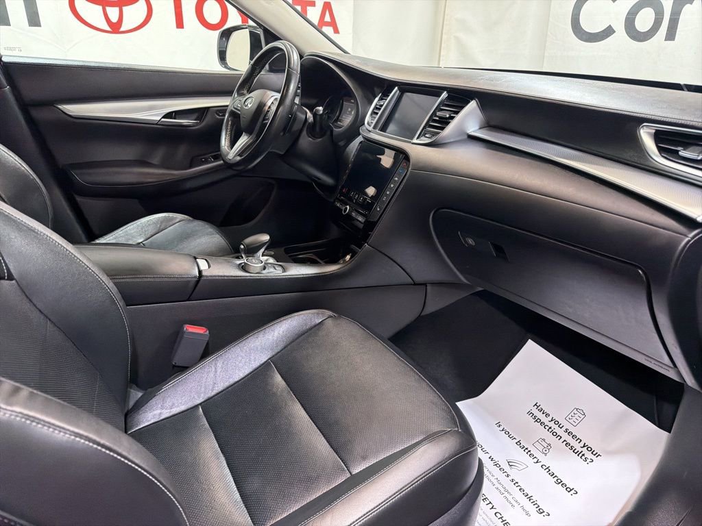 Used 2020 INFINITI QX50 Sensory image 9