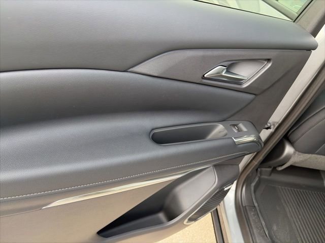 New 2026 Chevrolet Traverse High Country image 12