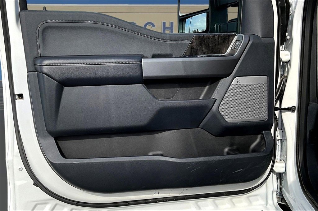 Used 2025 Ford F250 Lariat w/ Lariat Ultimate Package image 21