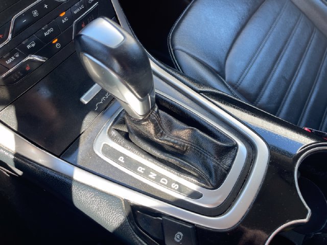 Used 2016 Ford Edge SEL w/ Equipment Group 201A AWD/4WD image 24