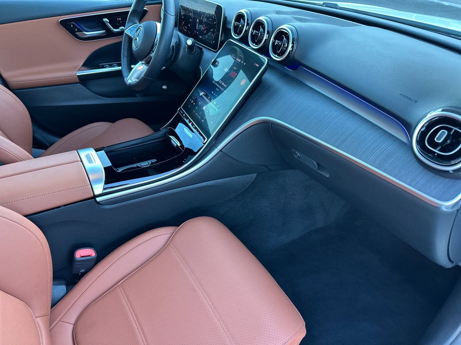 Certified 2025 Mercedes-Benz C 300 Sedan image 17