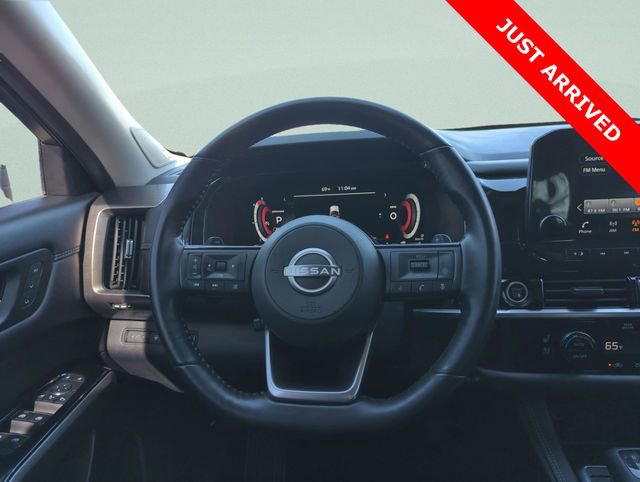 Certified 2023 Nissan Pathfinder Platinum image 26