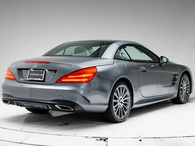 Used 2018 Mercedes-Benz SL 550 image 29