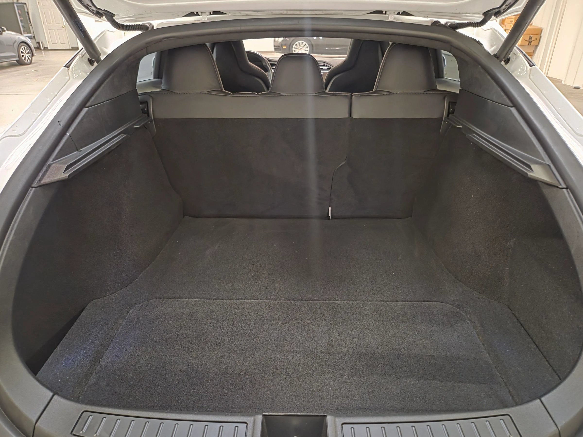 Used 2016 Tesla Model S 90D AWD/4WD image 32