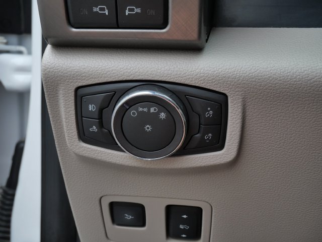 Used 2019 Ford F450 Limited AWD/4WD image 30