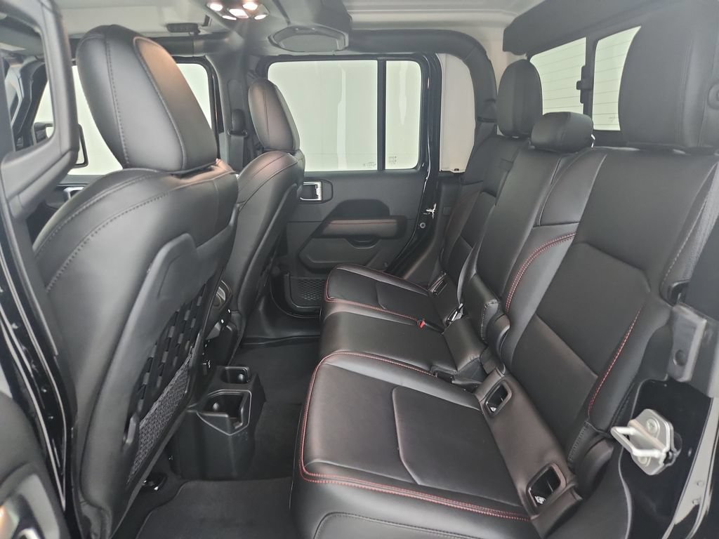 Certified 2022 Jeep Gladiator Rubicon w/ Cold Weather Group AWD/4WD image 35
