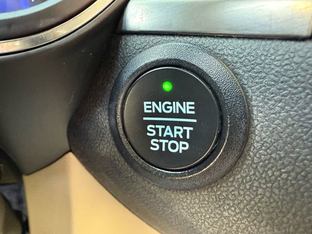 Used 2022 Ford Escape Titanium image 24