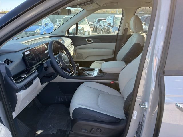 New 2026 Kia Carnival EX FWD image 13