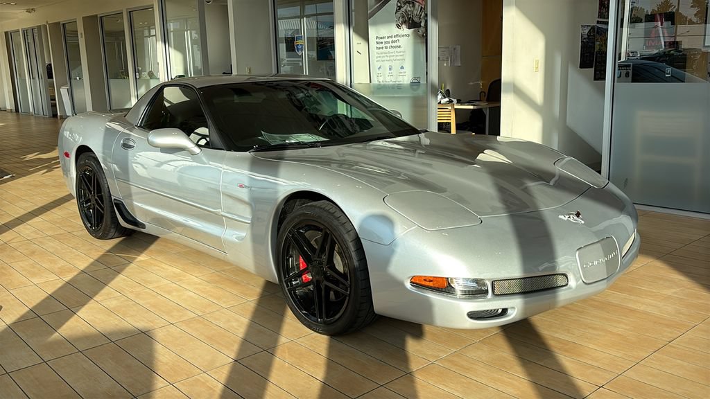 Used 2003 Chevrolet Corvette Z06 w/ Memory Package, 3 Drivers RWD image 2
