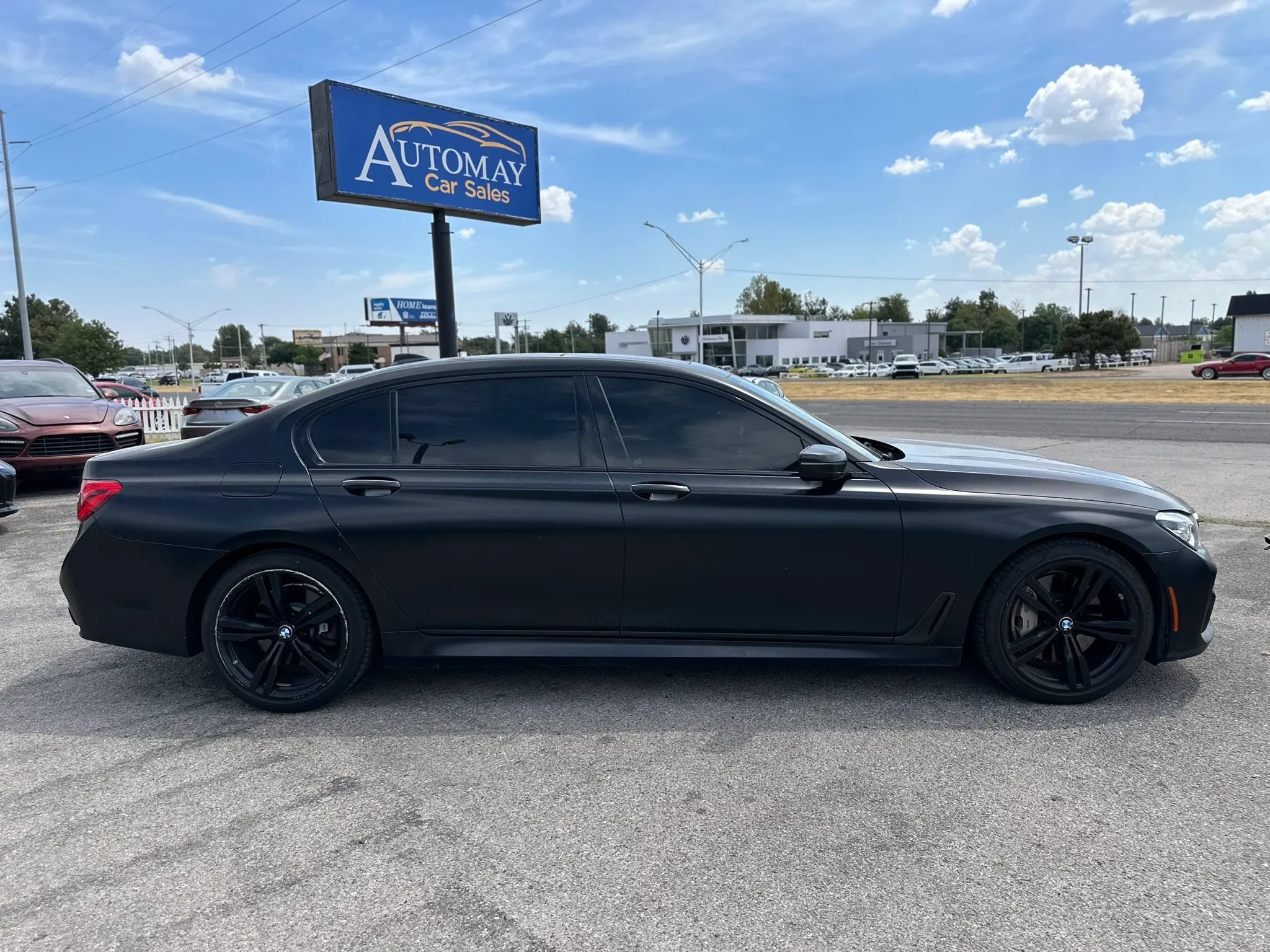 Used 2018 BMW 750i RWD image 5